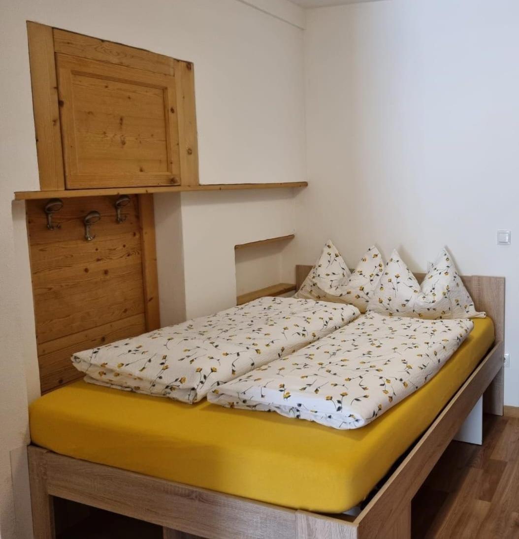 Ferienwohnungen Koflerhof Castelrotto Szoba fotó